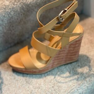 ANTONIO MELANI Tan Strappy Sandals